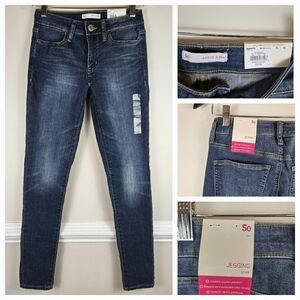 NEW SO Jegging Size 0/24 Mid Rise Skinny Jeans  A1318